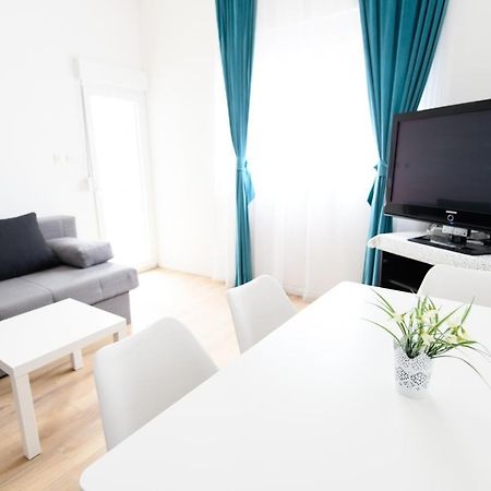 Cozy Beach Apartments มาคาร์สกา ภายนอก รูปภาพ