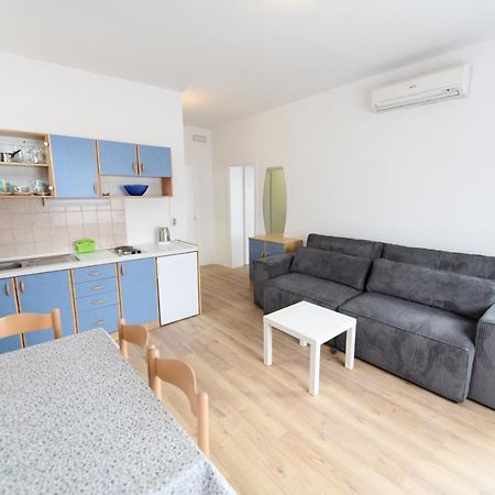 Cozy Beach Apartments มาคาร์สกา ภายนอก รูปภาพ