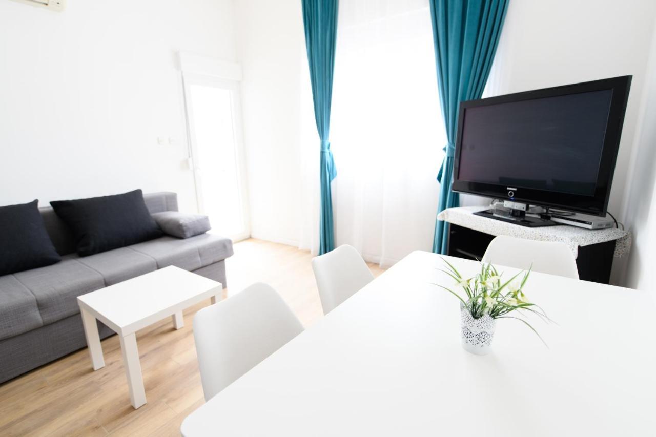 Cozy Beach Apartments มาคาร์สกา ภายนอก รูปภาพ